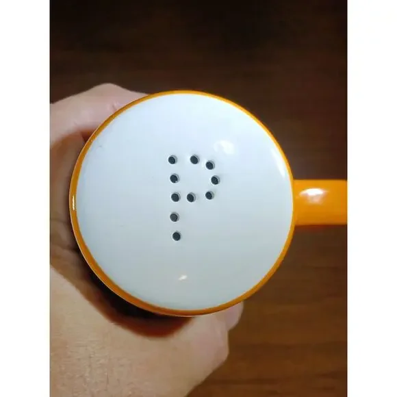 The Pioneer Woman Flea Market Salt & Pepper Shakers Excellent Condition - Picture 7 of 11